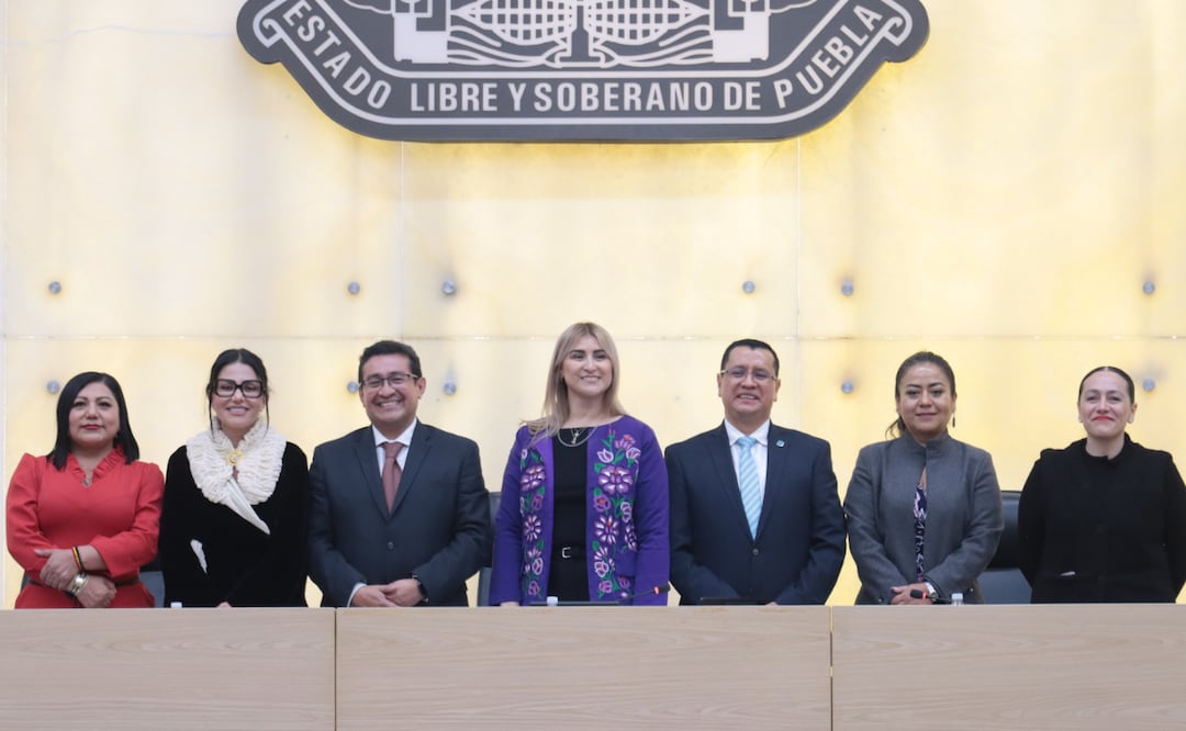 Ante el Pleno del Congreso, comparece la titular de la Fiscalía General del Estado | Foto: Congreso de Puebla.