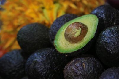 ¿Qué pasa si uno come aguacate todos los días?