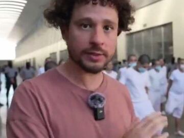 Luisito Comunica muestra cómo es la megacárcel de El Salvador: "es aterrador"