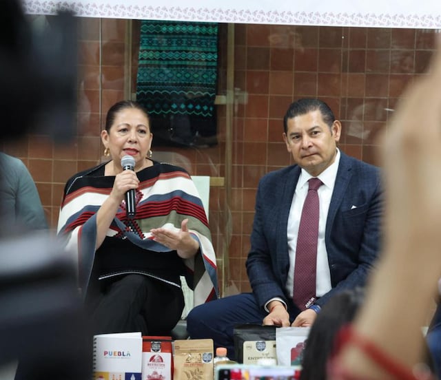 En la Sierra Norte, liberados 80 tramos carreteros; se rehabilitan tres puentes estratégicos