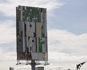 Retirarán espectaculares irregulares en Puebla