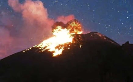 Poblanos comparten impactantes imágenes tras la intensa caída de ceniza del Popocatépetl