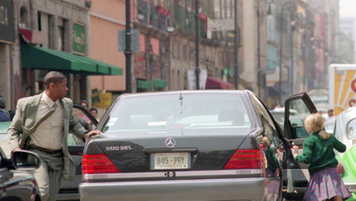 Una de las películas más reconocidas grabadas en las calles de Puebla fue "Hombre en llamas" | Foto: Instagram