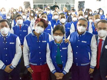 Lilia Cedillo reconoce el trabajo de profesores de la prepa Calderón