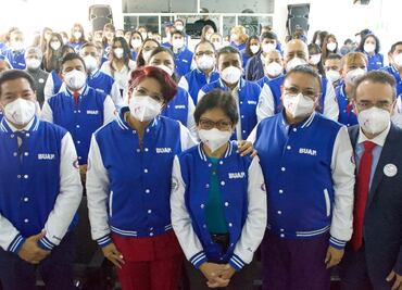 Lilia Cedillo reconoce el trabajo de profesores de la prepa Calderón