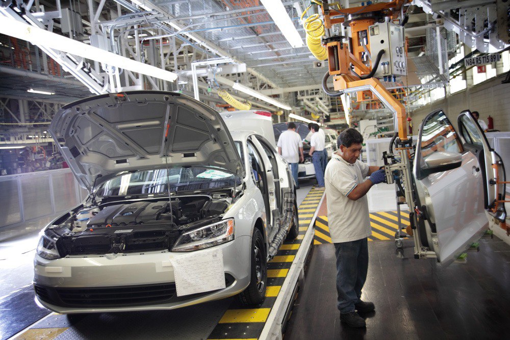 ¿Cuántos autos se arman en la planta de Volkswagen cada hora?