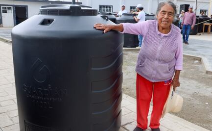 San José Chiapa recibe tinacos, calentadores y obras del gobierno de Puebla