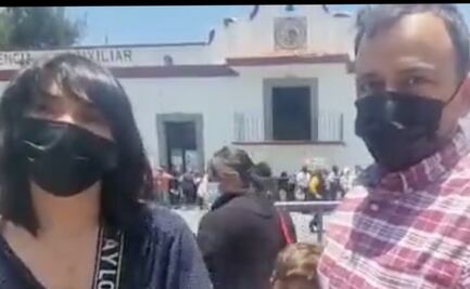 Balconean a Elizabeth Vilchis por colarse en votación de Morena