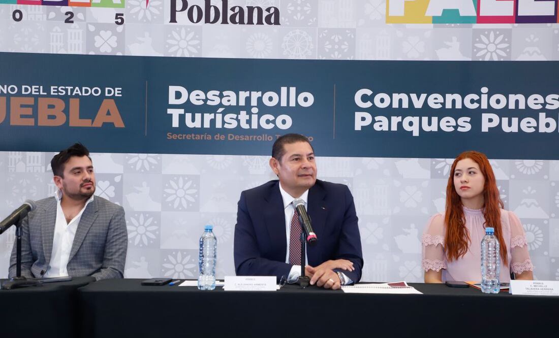 Armenta encabezó la presentación de la cartelera del Palenque de la Feria de Puebla | Fotos: Gobierno del Estado de Puebla