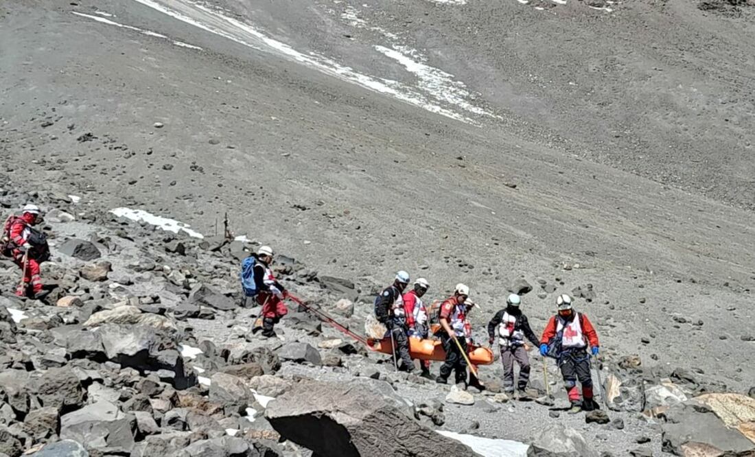 Así ha sido el rescate de los alpinistas en el Pico de Orizaba | Foto: Cruz Roja Puebla