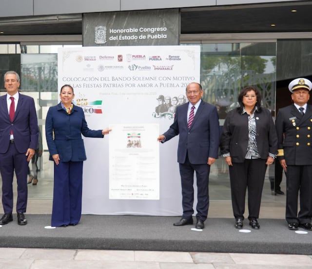 Colocan en el Congreso del Estado Bando Solemne con motivo de las Fiestas Patrias 2025
