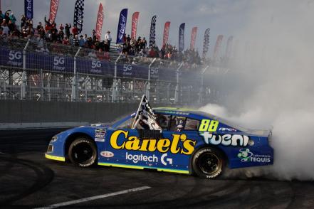Nascar México 2022: el piloto Abraham Calderón se corona campeón
