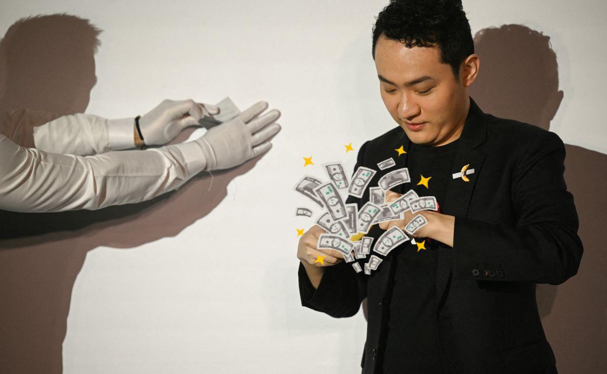 Justin Sun, es el millonario fundador de la empresa Tron, quien adquirió la icónica obra “Comedian” | Foto: Pics AFP