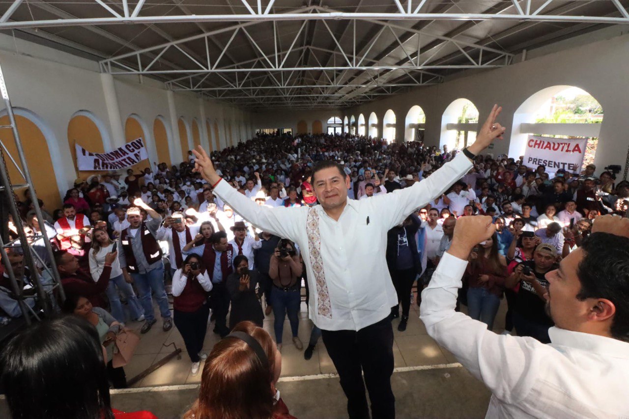Alejandro Armenta estuvo en Izúcar de Matamoros | Fotos Especiales