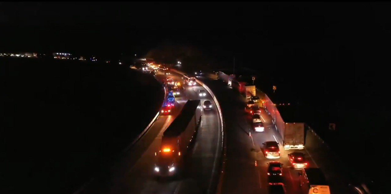 Fuerte accidente en la autopista México-Puebla provoca largas filas en ambos sentidos