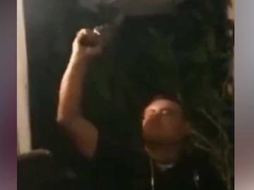 Captan a policía de Texmelucan manipulando su arma en estado de ebriedad