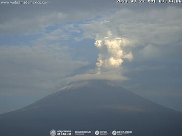 Volcán Popocatépetl aumenta su actividad, lanza material incandescente