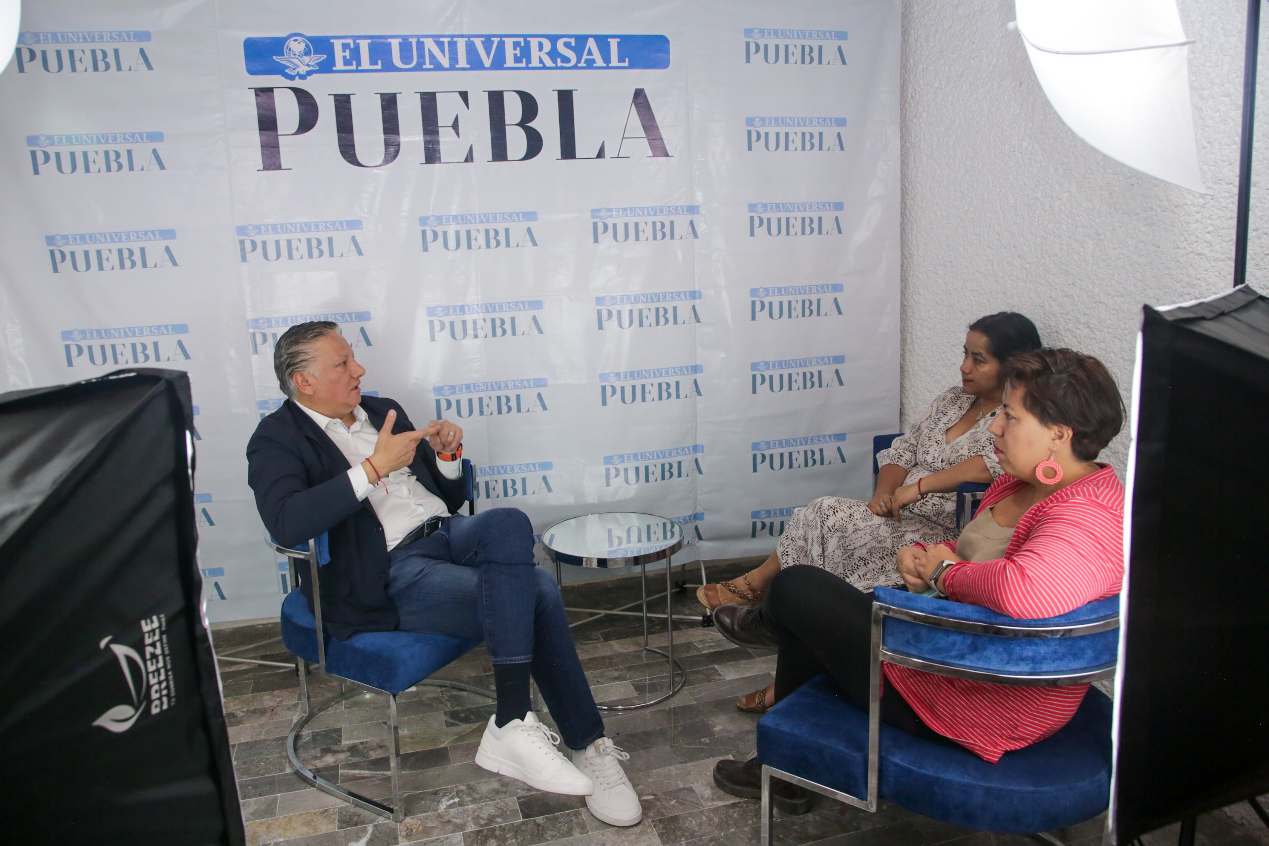 Fernando Morales platica con El Universal Puebla sobre sus propuestas | EsImagen