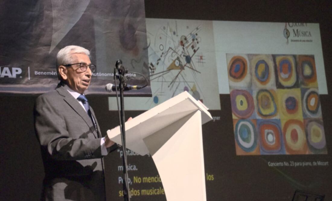 El proyecto fue presentado en el Teatro del Complejo Cultural Universitario | Foto: BUAP