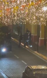 VIDEO. Conductores se agarran a golpes frente a iglesia en Cholula