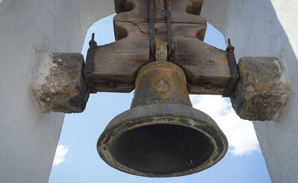 PARROQUIAS Y CAPILLAS REPICARON SUS CAMPANAS