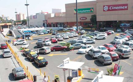 Frustran intento de secuestro en Plaza Dorada contra hija de política poblana