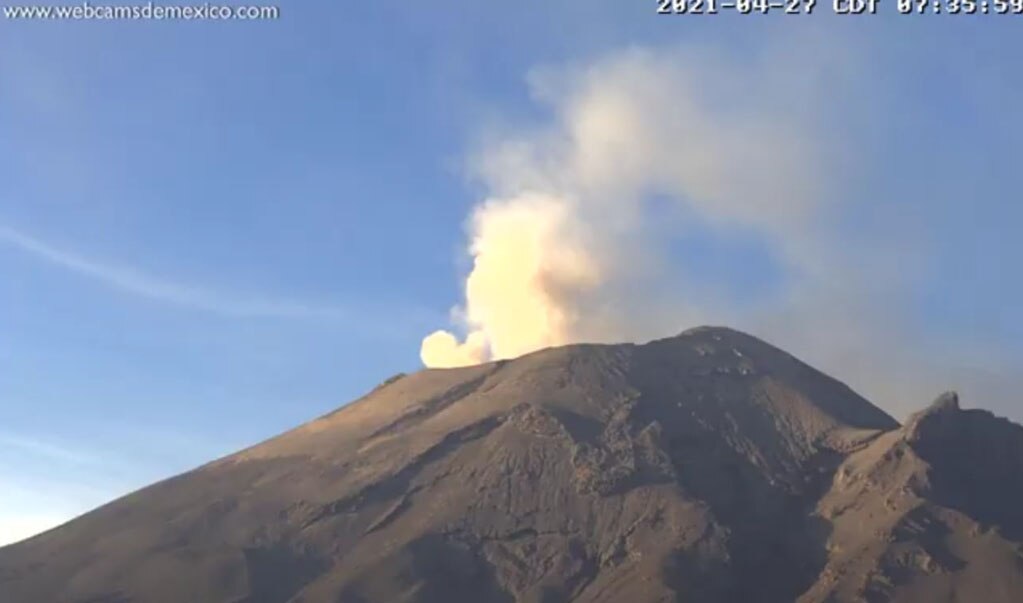 ¿Cómo amaneció hoy el volcán Popocatépetl? 27 de abril 2021