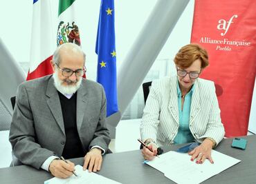Alianza Francesa firma convenio con la BUAP