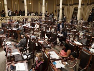  Aprueban en Congreso de Puebla nueva comisión para Eduardo Alcántara 