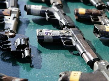 Armados hasta los dientes. Cinco casos de políticos poblanos con arsenales