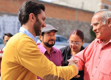 Rodrigo Abdala se reúne con vecinos de San Baltazar Campeche en Puebla