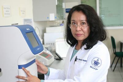 Científica de la BUAP investiga cómo influyen los genes en el cáncer de mama