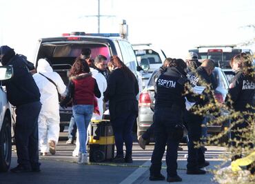 Los descubren con un cadáver en la cajuela