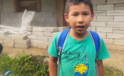 Guía turístico de 7 años de edad sorprende a turistas por la promoción que hace de Cuetzalan