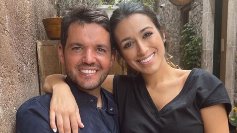 Bebé enfranjado en camino; Nicolás Larcamón y Vicky Betancourt serán papás