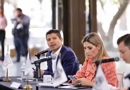 Lalo Rivera asiste a reunión de la Asociación de Ciudades Capitales
