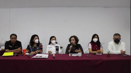 PAN y PRI obstaculizan debate, acusa equipo de Claudia Rivera 