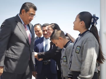 Inicia ciclo escolar en Puebla con inauguración de complejo educativo para hijos de militares