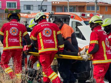 Choque deja 14 lesionados en el Bulevar Municipio Libre