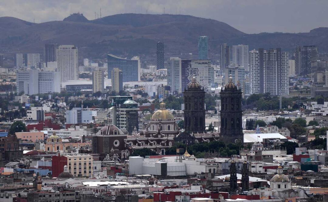 En los últimos años ha crecido el número de rascacielos en Puebla | foto: AGENCIA ES IMAGEN PARA EL UNIVERSAL PUEBLA