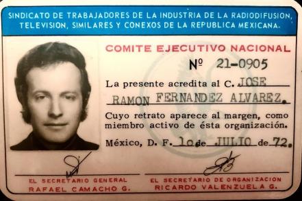 Así lucía José Ramón Fernández hace 50 años, cuando inició su carrera periodística