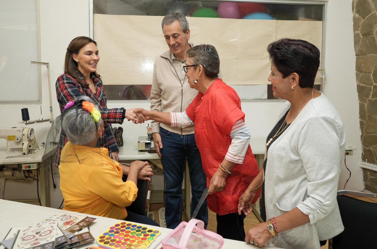 Pepe Chedraui y MariElise Budib verificaron los programas de atención en el SMDIF | Foto: Especial