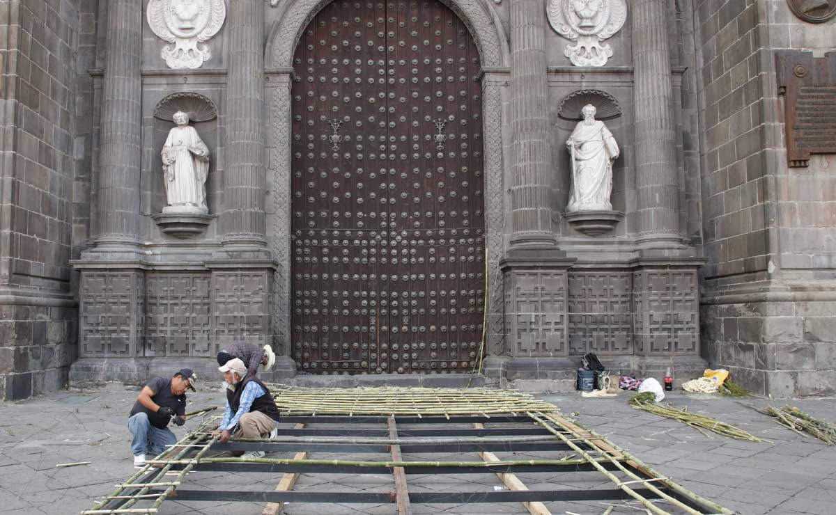 Se dice que quien pase por esta puerta obtiene indulgencia | FOTO: AGENCIA ES IMAGEN PARA EL UNIVERSAL PUEBLA