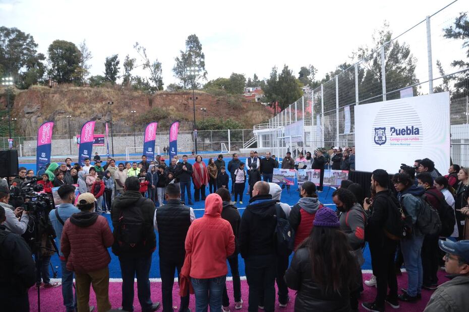 Eduardo Rivera Pérez entregó una nueva unidad deportiva remodelada | Fotos Ayuntamiento de Puebla