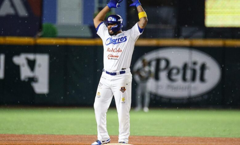 Anthony García, es un bateador de 32 años, oriundo de Carolina, Puerto Rico, cuenta con cuatro temporadas de experiencia en Liga Mexicana de Beisbol. 

Foto: Producción El Universal Puebla