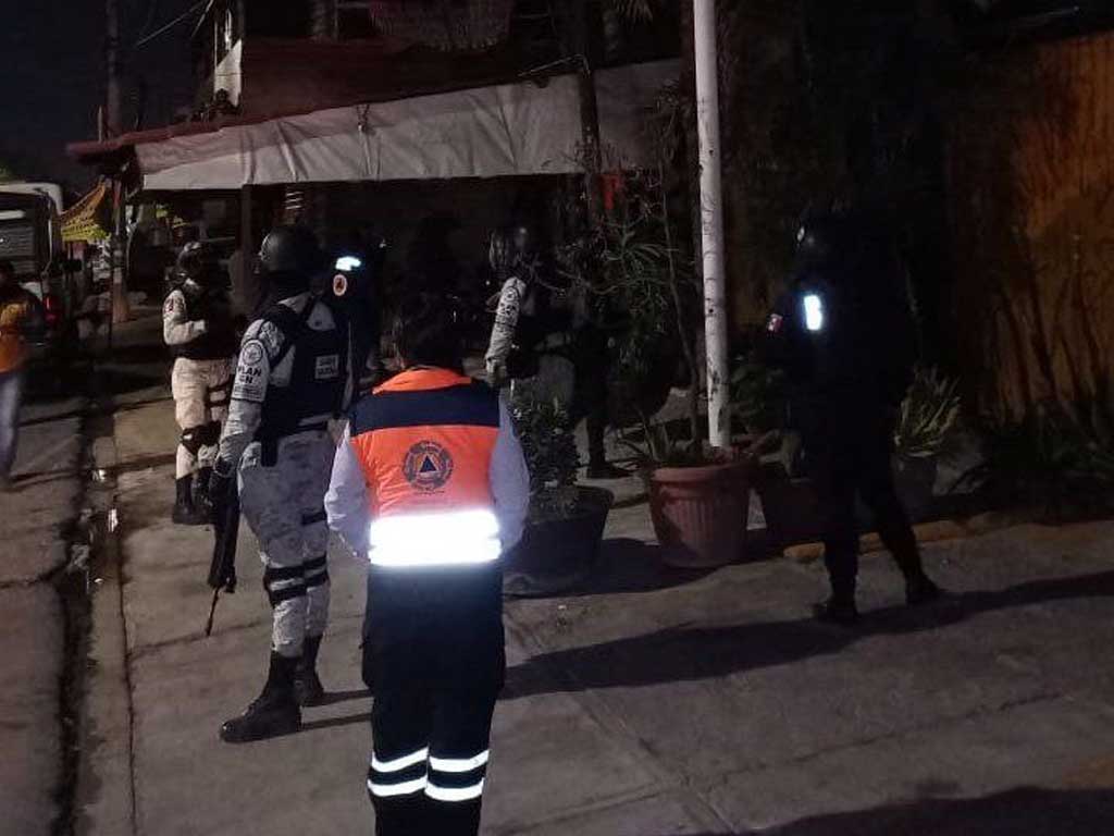 Clausuran comercios por incumplir medidas de Protección Civil