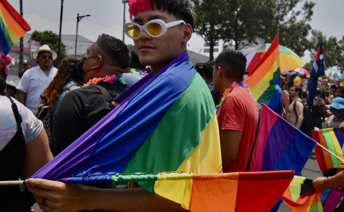 Aprueban en comisión sancionar terapias de conversión sexual