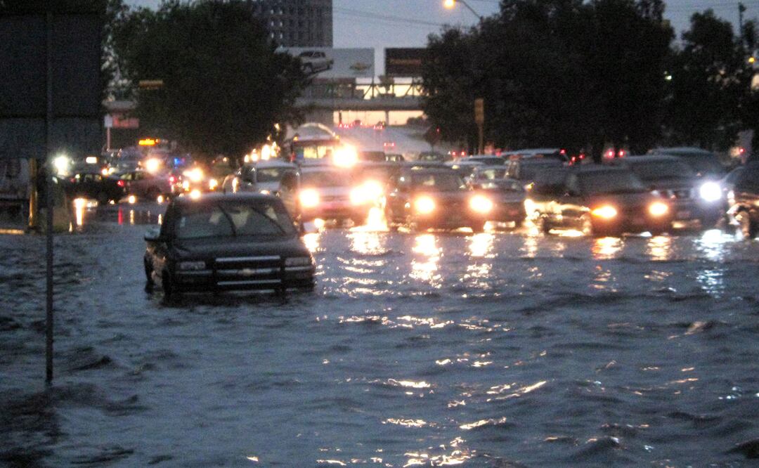 Por qué se inunda Lomas de Angelópolis en cada temporada de lluvias I Foto: EsImagen
