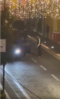 Dos hombres y una mujer protagonizaron una pelea en la vía pública | Foto: Captura Redes Sociales