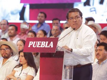 Gobernador de Puebla acepta renuncia de Julio Huerta como titular de Segob